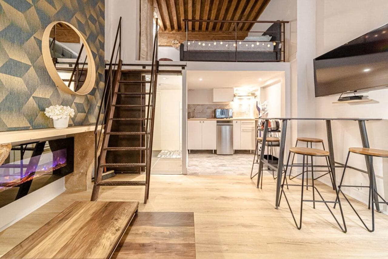 Le Petit Platiere - Renovated Apartment - Terreaux Лион Экстерьер фото