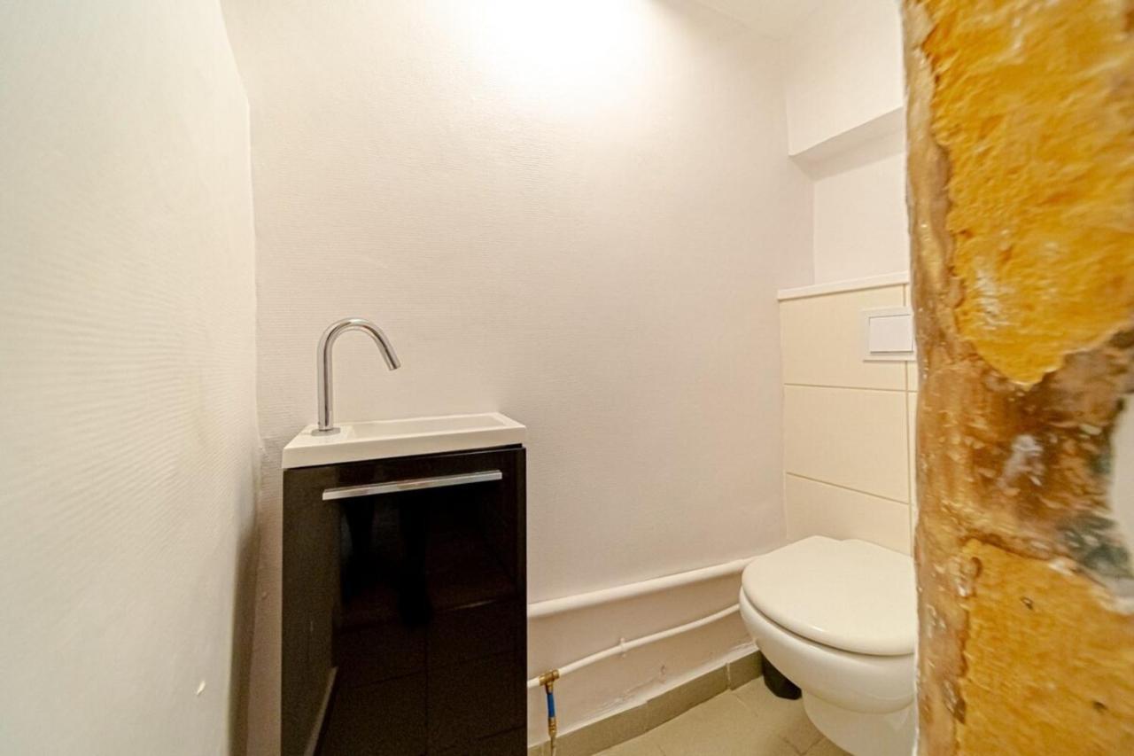 Le Petit Platiere - Renovated Apartment - Terreaux Лион Экстерьер фото